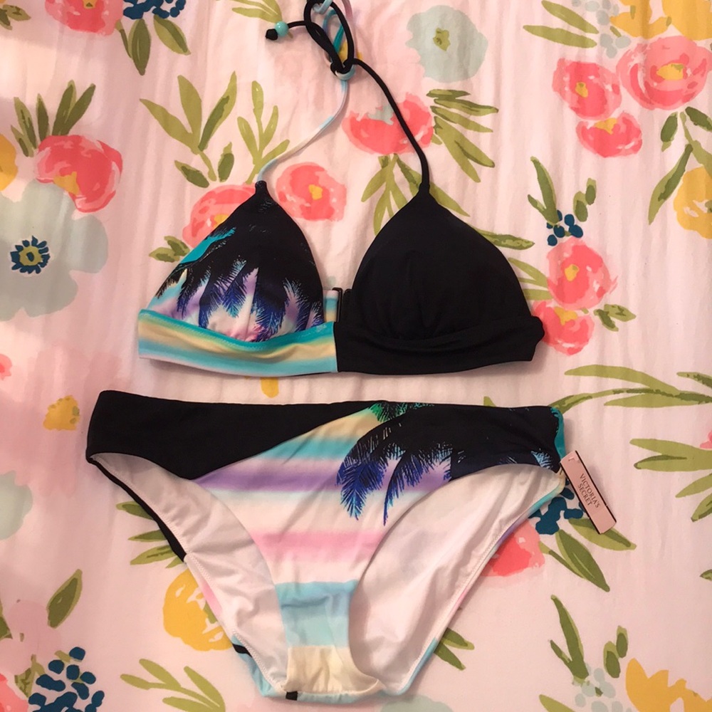 New, Victoria’s Secret Palm Hipster Bikini